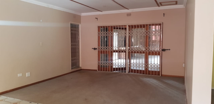 To Let 6 Bedroom Property for Rent in Kuruman Northern Cape